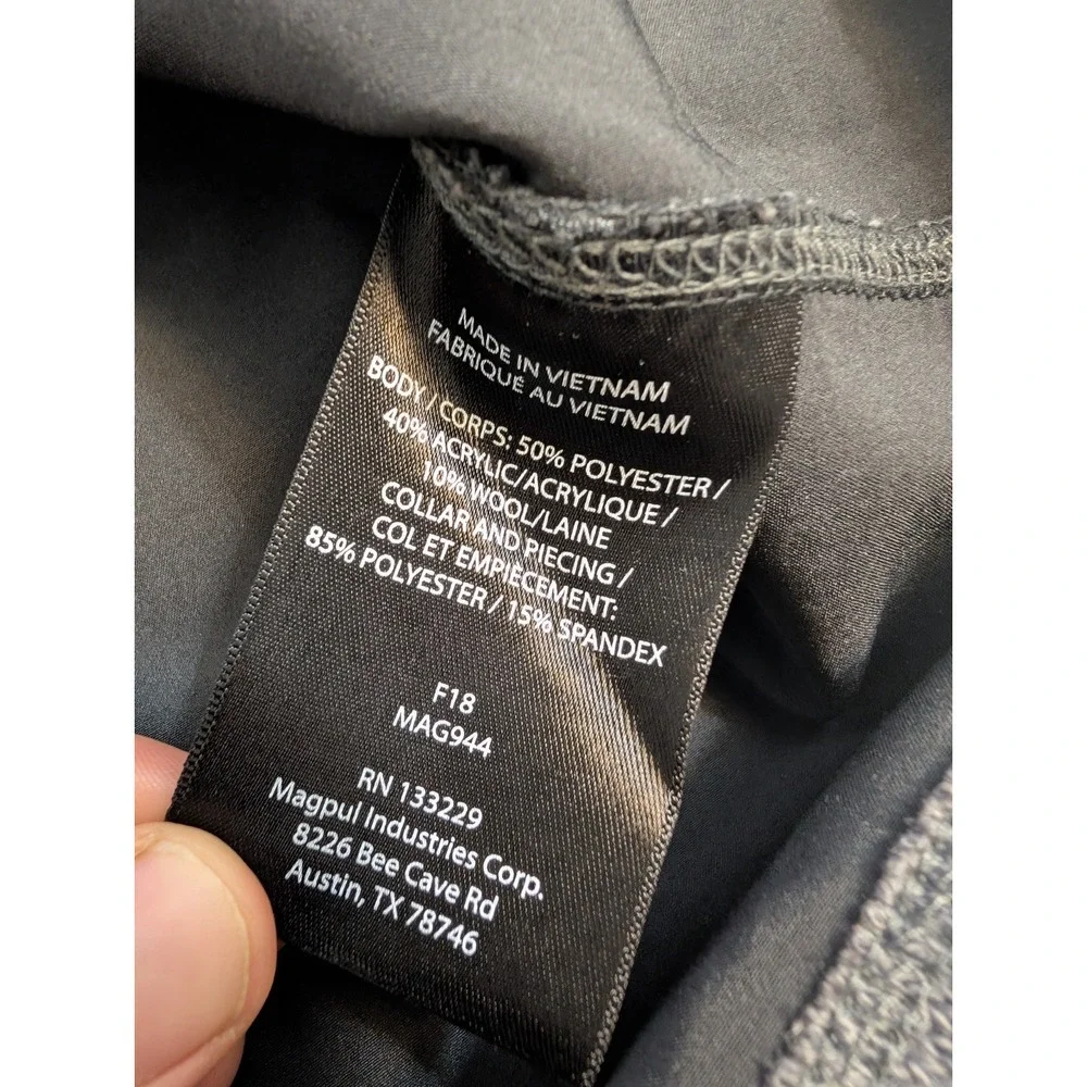 Magpul Men's Sm Gray & Black‎ Long Sleeve 1/4 Zip Wool Blend Pullover Jacket EUC